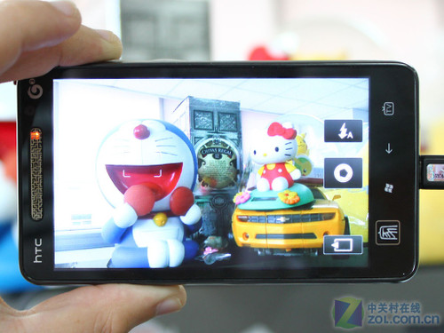 4.3吋巨屏+WM6.5 首批行货HTC天玺评测