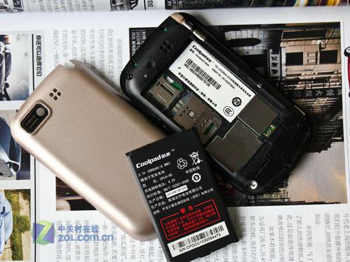 简约实用酷派入门级3G手机F600图赏