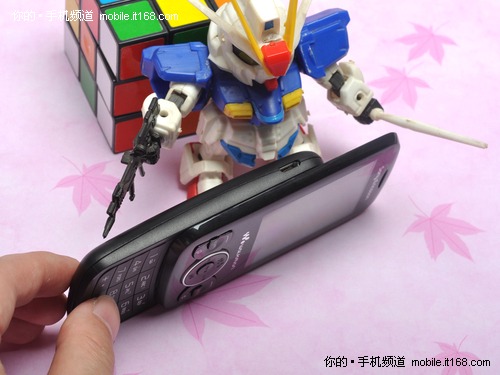 配置3.5mm耳机孔的Walkman