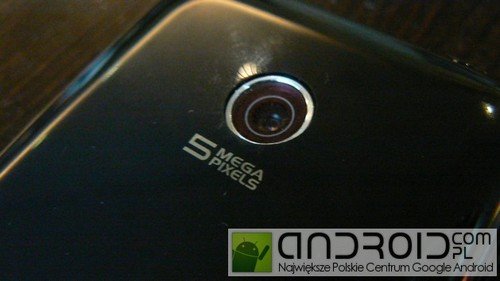 500万像素3.2吋屏 Android新机LG E720