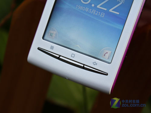 渐变身+Android 行货索尼爱立信X8图赏 