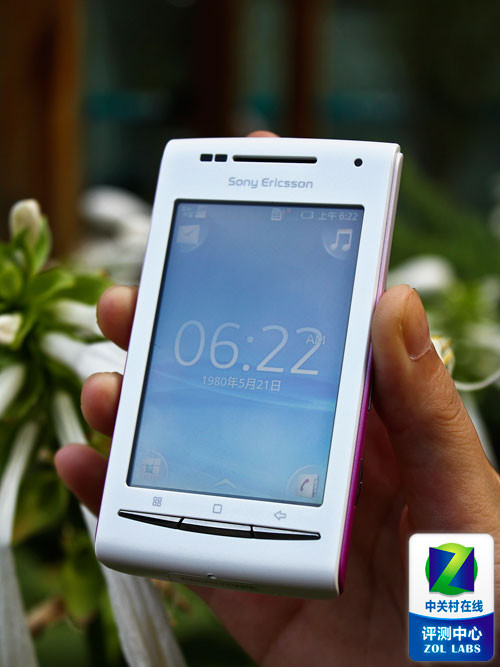 渐变身+Android 行货索尼爱立信X8图赏 