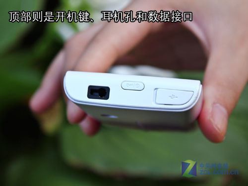 渐变身+Android 行货索尼爱立信X8图赏 