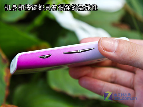 渐变身+Android 行货索尼爱立信X8图赏 