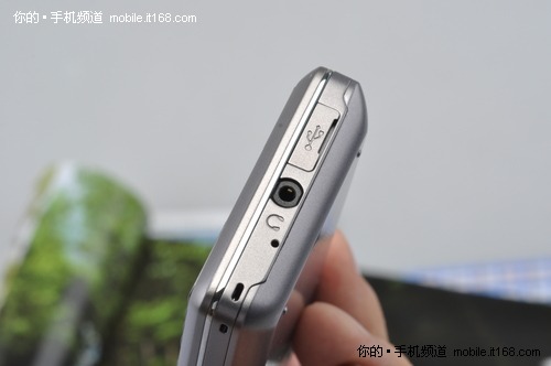 简约精致的外观