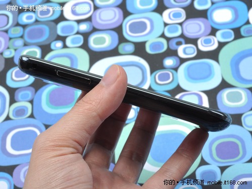最强Android机 三星i9000现报价4750元