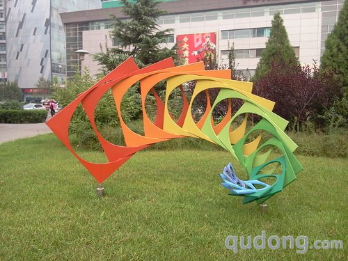 商务时尚社交娱乐 双网3G三星W609评测 