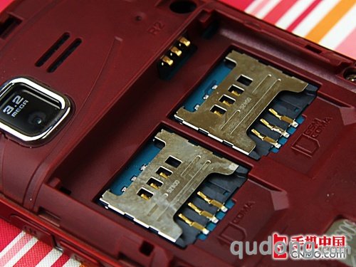 商务时尚社交娱乐 双网3G三星W609评测 