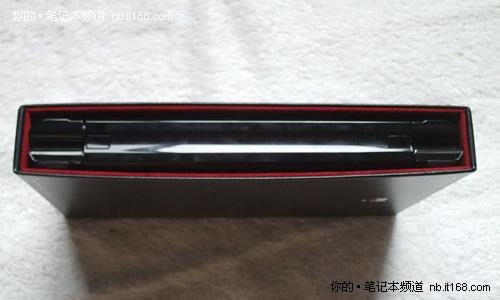 东芝双屏W100尝鲜照（赠品）
