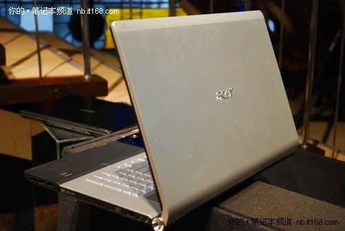 HD5850独立显卡助阵 宏碁5943G售价8400