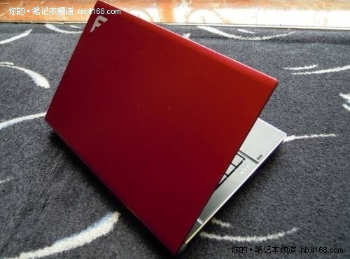 i3芯红色时尚 方正R430新款售价4199元