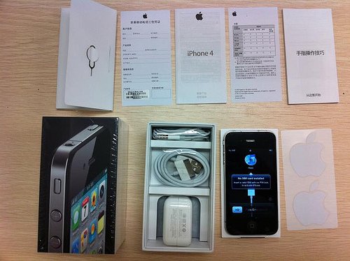 万众瞩目 iPhone 4行货开箱照抢先看