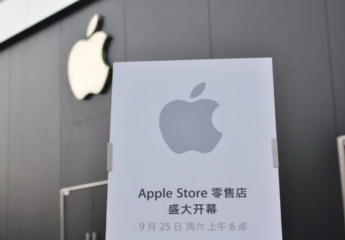 白色版将登场 iPhoen4国内隆重上市