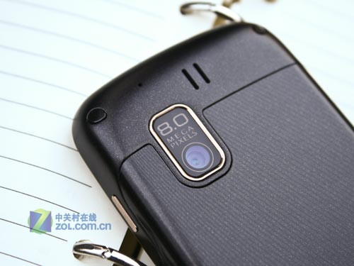 升级至800万像素 商务酷派8910真机图赏