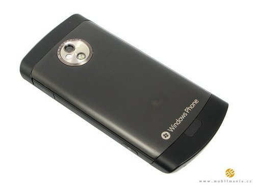定价4500元 LG 首款WP7手机Optimus 7价格曝光