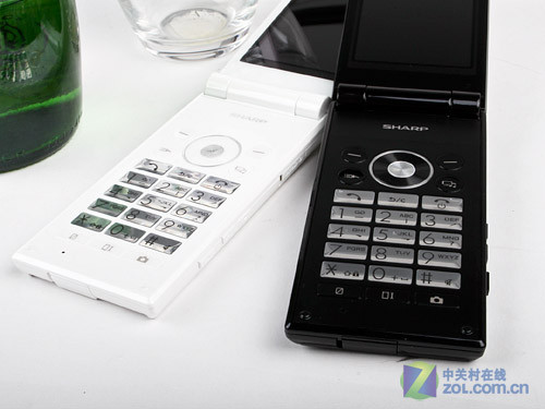 800W像素/触控外屏 翻盖夏普SH6310图赏 