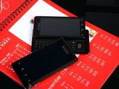 Android人气王 摩托罗拉XT702商城促销