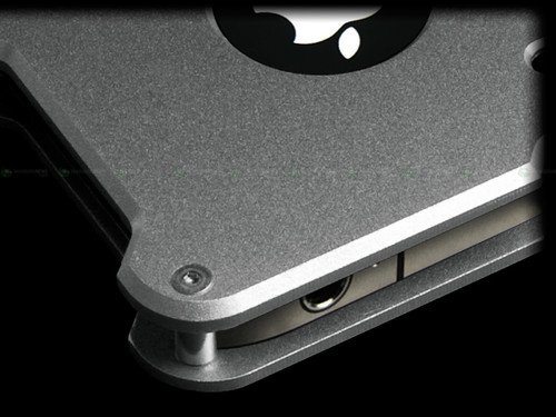 不输联立 Abee定制6色iPhone 4铝制壳