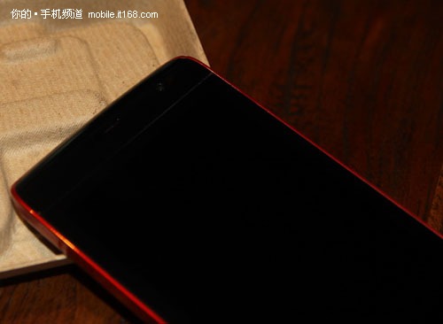 5寸巨屏怪兽 戴尔Mini5 Streak多图赏析