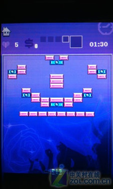 双卡设计+3.0吋屏 长待机摩托EX128评测