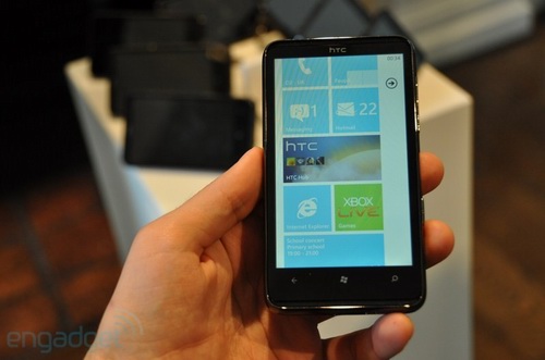 与iphone4孰强?十款WinPhone 7机型全解析