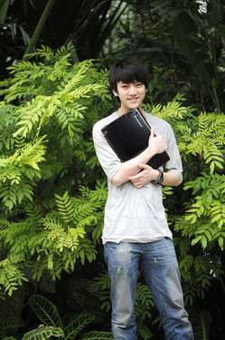 联想集团副总裁汤捷：彪悍的小y 让年轻人做自己的神 