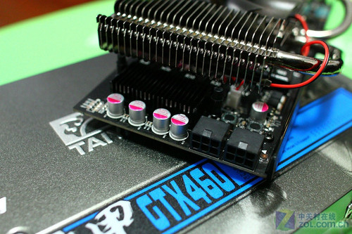 重装上阵 买铁甲GTX460送雷蛇鼠标垫