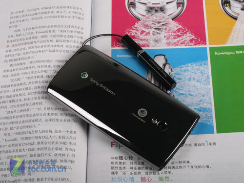 OPhone2.0"迷你X10" 索尼爱立信A8i图赏