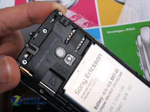 OPhone2.0"迷你X10" 索尼爱立信A8i图赏