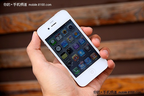 最终成果展示:白色iPhone 4多图赏析