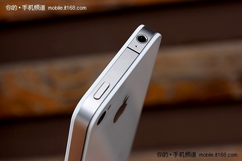 最终成果展示:白色iPhone 4多图赏析