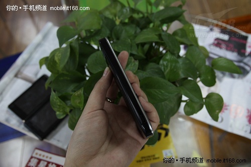 超长待机商务王:诺基亚E52