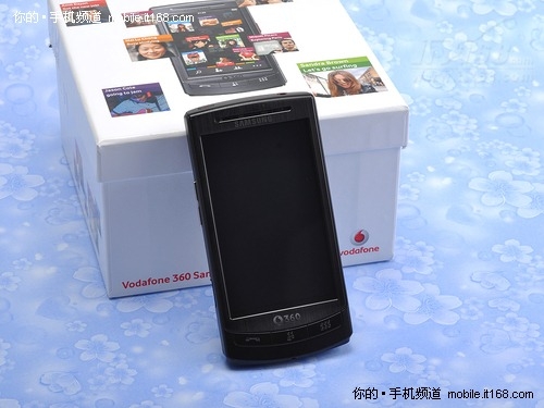 500万高清电容触控 三星i8320不到1500