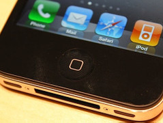 神器屡次下跌 16GB版iPhone 4降1010元