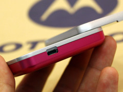 Android小巧智能机 摩托罗拉ME511小降 