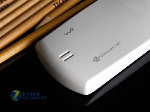 800MHz+Android2.1 三星I6500U外观评测