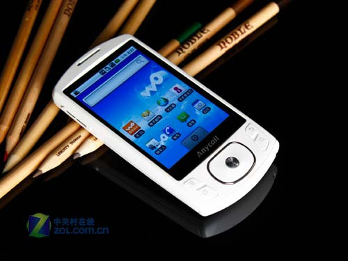 800MHz+Android2.1 三星I6500U外观评测