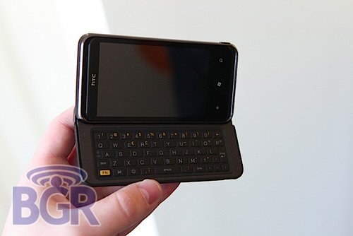 C网首作 WP7新机HTC 7 Pro下周开始预购