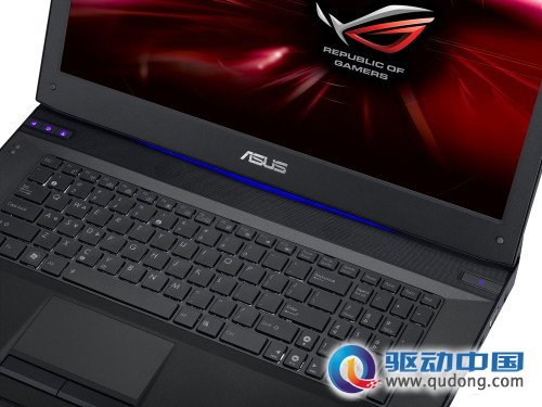 隐形战机狂飙再袭 华硕G73Jw携最新NV 460M重拳出击 