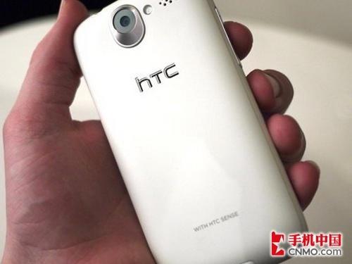 HTC Desire白色版登场 天生时尚惹人爱