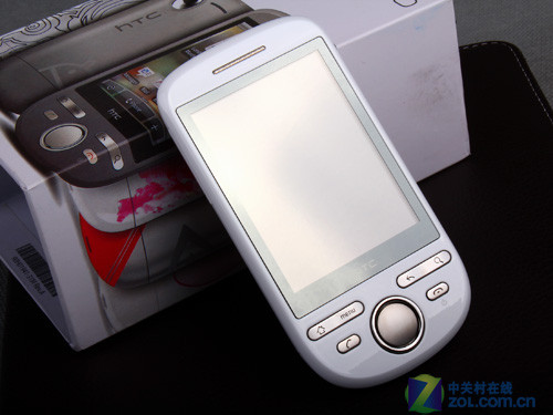 最近白色很给力 白色HTC tatoo(G4)图赏