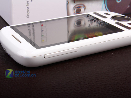 最近白色很给力 白色HTC Tattoo(G4)图赏