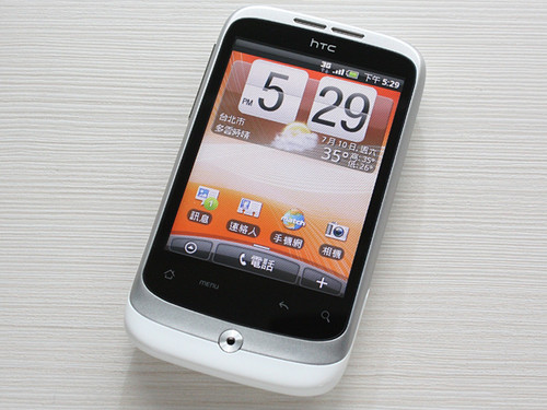 Android速度帝 HTC Wildfire白色版到货