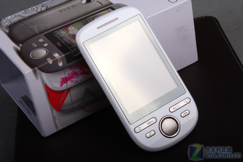 小巧安卓智能 HTC Tattoo白色版今日到货