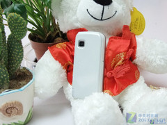 S60经典触控白菜价 诺基亚5230今日破千 