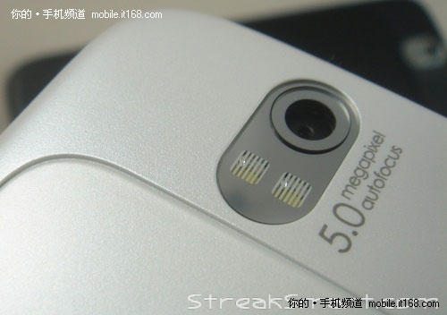 白色戴尔Streak真机图赏二