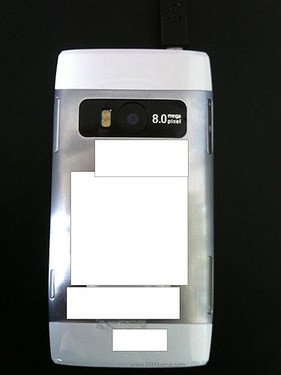 Symbian^3四扬声器 诺基亚X7-00曝光