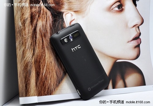HTC 7 Trophy真机多图赏析