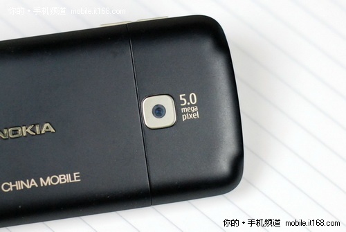 娱乐功能:500万像素拍照体验