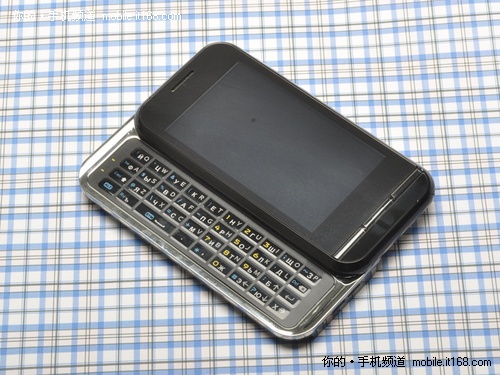 侧滑全键盘 Highscreen Zeus图赏（一）
